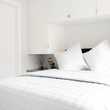 Modern Apartment With Free Parking And Wifi Stratford-upon-Avon Exteriör bild