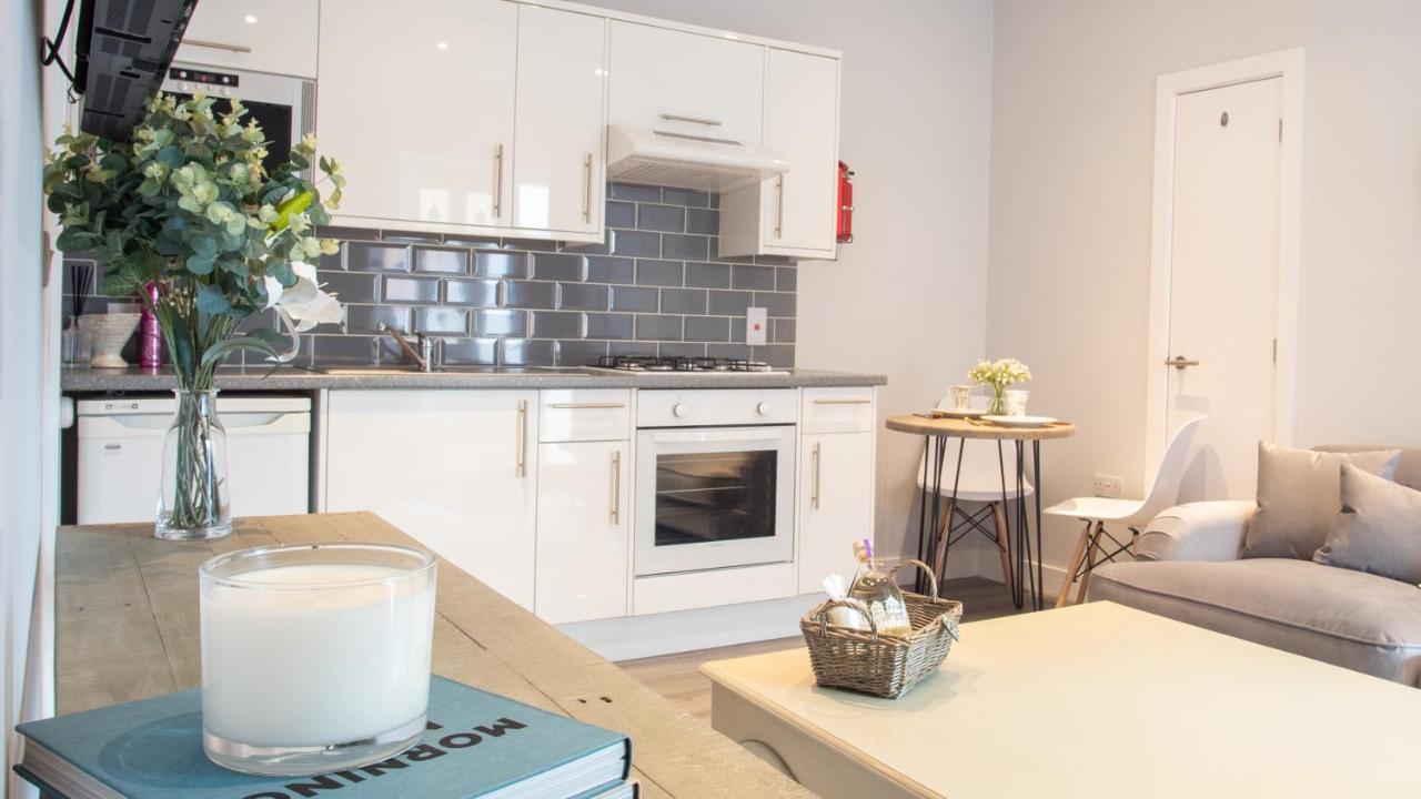 Modern Apartment With Free Parking And Wifi Stratford-upon-Avon Exteriör bild
