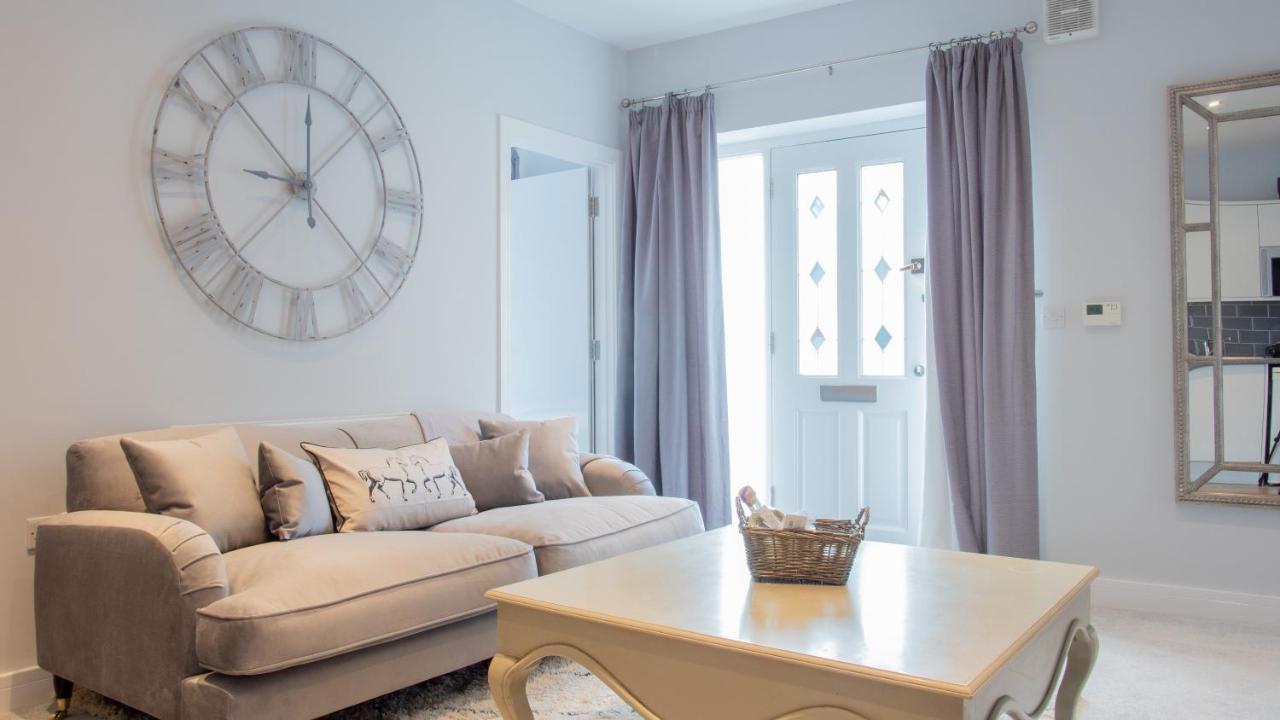 Modern Apartment With Free Parking And Wifi Stratford-upon-Avon Exteriör bild