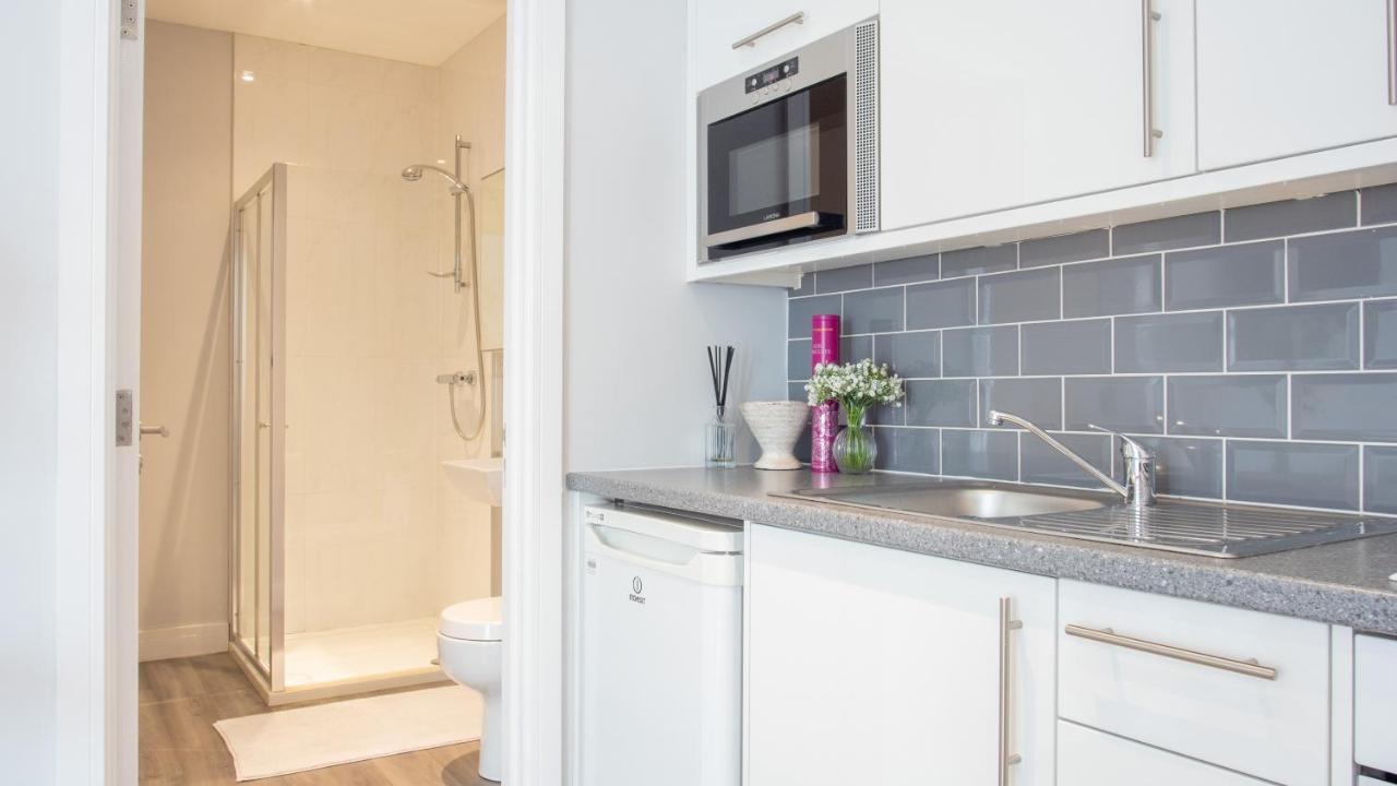 Modern Apartment With Free Parking And Wifi Stratford-upon-Avon Exteriör bild