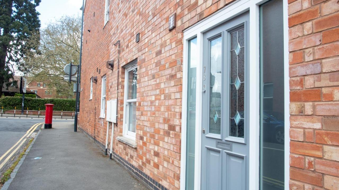 Modern Apartment With Free Parking And Wifi Stratford-upon-Avon Exteriör bild